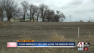 Residents along Missouri River brace for possible flooding