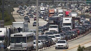 4 Automakers Strike Emissions Deal With California