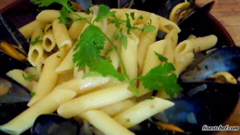 Mussles Pasta in White Wine Sauce - Recipe by Chef George