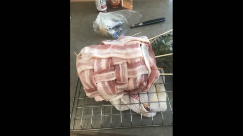 How to Make a "Swineapple"