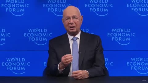 Klaus Schwab introduces Xi Jinping at the 2022 WEF summit
