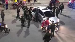 Policía resultó herido de gravedad durante disturbios en Girón