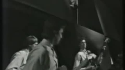 The Yardbirds feat. Eric Clapton - Louise = BBC 1964