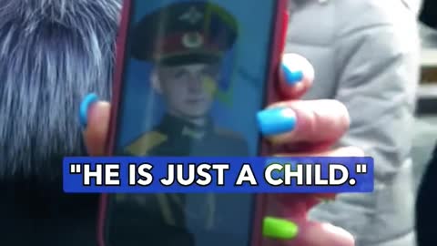 Người mẹ Nga cầu xin Putin kết thúc chiến tranh | Tinh Hoa TV Shorts