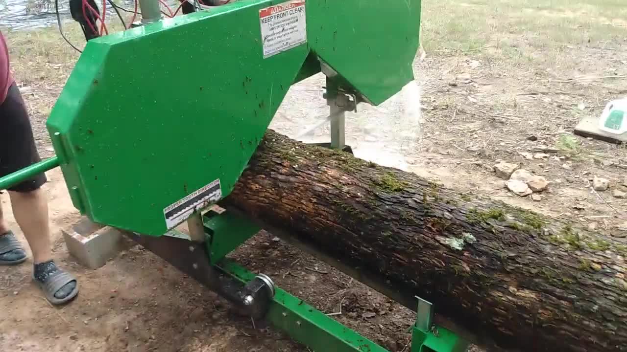 Modified Harbor Freight Sawmill First Log Cut 9120