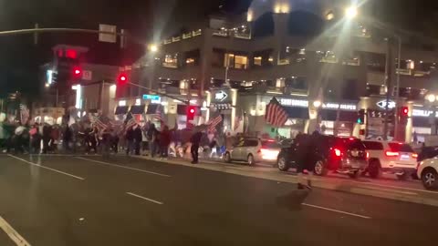 Massive Crowd Defies Gov Newsom's Covid Curfew (Huntington Beach, CA)
