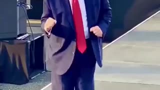 Trump dancing 💥💥💥💥