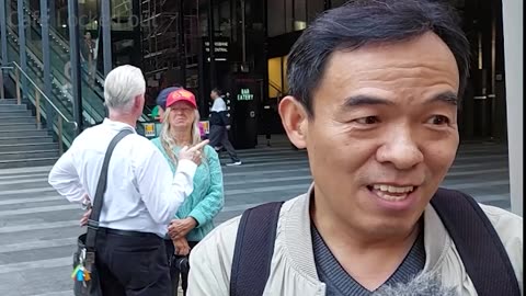 A Chinese Born Australian becomes a freedom Protester, Why? Cafe Locked Out On The Road
