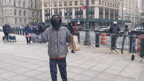 Man Rants about CIA & Mossad Outside SDNY Courthouse #GhislaineMaxwellTrial