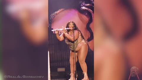 Lizzo Plays James Madison's 200 Year Old Crystal Flute