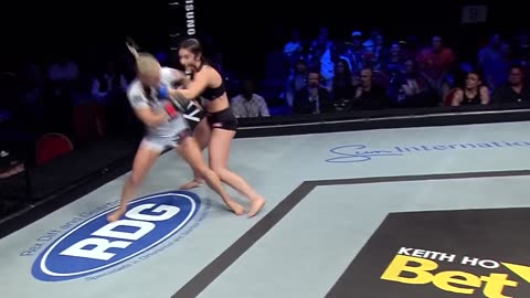 Probably The Craziest Women's MMA Fight In EFC History 