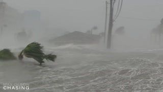 Hurricane Ian Washes Away Ft. Meyers Beach Homes in 15-Foot Storm Surge