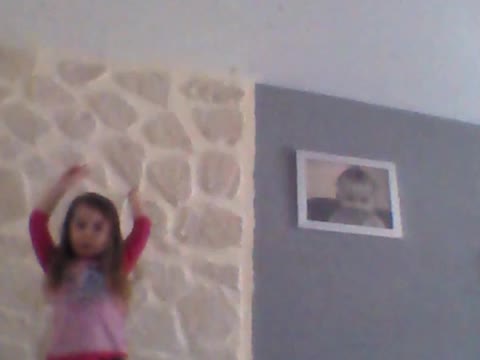 little girl twerking