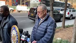 Protester gives Chuck Schumer a piece of her mind and it's beautiful