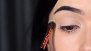 Beginners Smokey Eye Makeup Tutorial | How To Apply Eyeshadow 😘