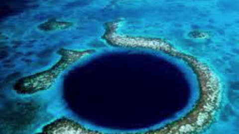 Beautiful Footage Of Submarine Sinkhole Off The Coast Of Belize