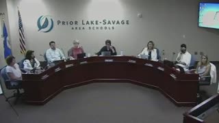 School nurse from Prior Lake quits at School Board meeting