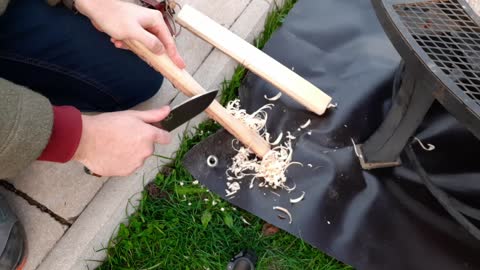 Bushcraft - Making Feather Sticks for starting a camp fire