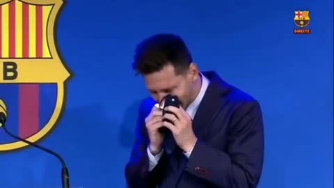 Lionel Messi in tears at FC Barcelona press conference