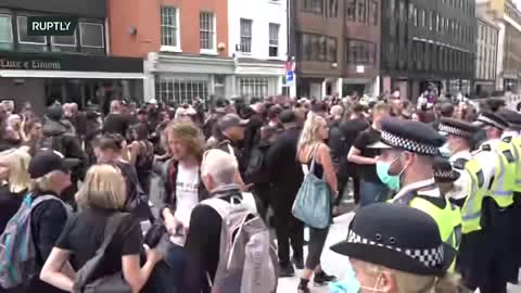 London / UK - Anti-vax protesters hold demonstration - 23.08.2021
