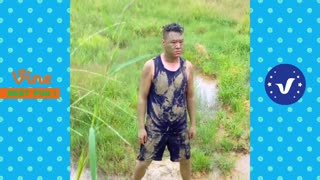 New Funny Videos 2021 ● People doing stupid things P2000