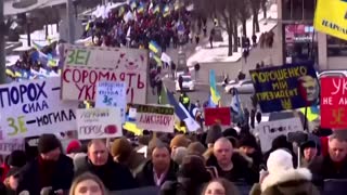 Ukraine's ex-president avoids detention
