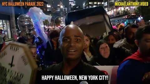 NYC Halloween Parade with tha Mayor! 🎃🗽