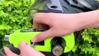 Scooter safety lock 🔒 like 👍🏻