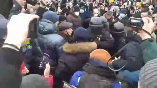 Massive Protests in Support of Putin Opposition Leader