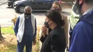 Democrat Congresswoman Rashida Tlaib only wears a mask for political reasons