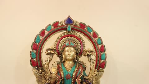 22" Brass Goddess Lakshmi with Kirtimukha Prabhavali | Exotic India Art