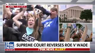 Supreme Court strikes down Roe v. Wade