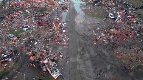 Mississippi tornado leaves at least 23 dead