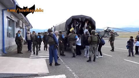 Russian peacekeepers evacuate civilians in Azerbaijan