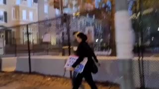 BRAVE Girl Removes Signs From Baracades