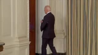 Biden Abruptly Leaves When Challenged on the Border