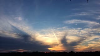 Gorgeous Time Lapse Video Of A Sunset - Wow