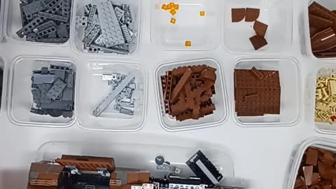What's in the Lego Bucket? Episode 7: Disassemble #7662