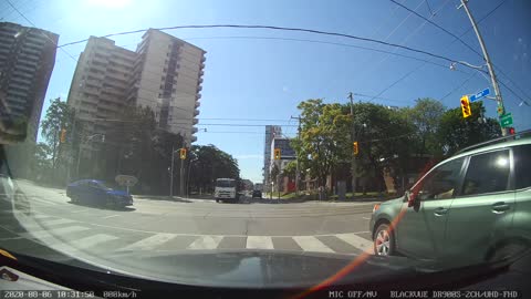 Dash cam footage captures crane collapsing in Toronto