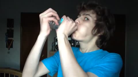 This man can drink a bottle of water in 1 second!