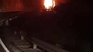 Požar na magistralnom putu M-17, putnici spašavali živu glavu, pogledajte snimak sa lica mjesta!