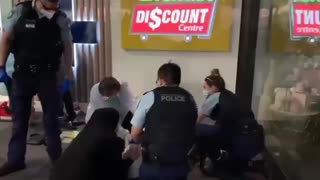 SYDNEY POLICE AUSTRALIA arrest man with heart problems for not wearing a mask