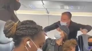 Family Kicked Off Plane for Their 2 Yr Old Not Wearing a Mask