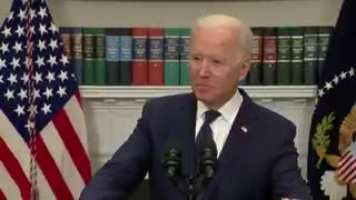Joe Biden awkwardly laughs off question about his competence
