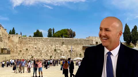 A Must Watch! Inconceivable Jerusalem Outreach - Messianic Rabbi Zev Porat Preaches