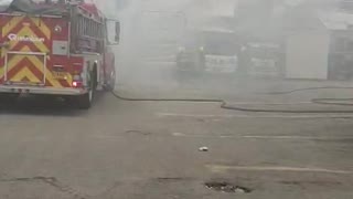 Cuerpo de Bomberos atendió incendio de un bus en Bucaramanga