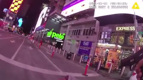 Body cam catches moment man dancing in Times Square pulls gun on officers