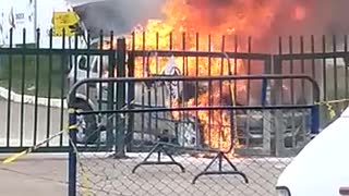 Carro se incendió adentro del Estadio en Bucaramanga