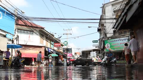 thai flooded street