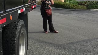 Woman Calls Police on Worker Speaking Spanish